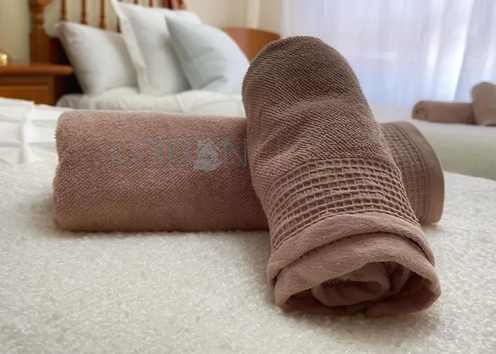 Pueblo Con Garaje & Wifi * ソペラーナ