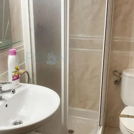 Pueblo Con Garaje & Wifi