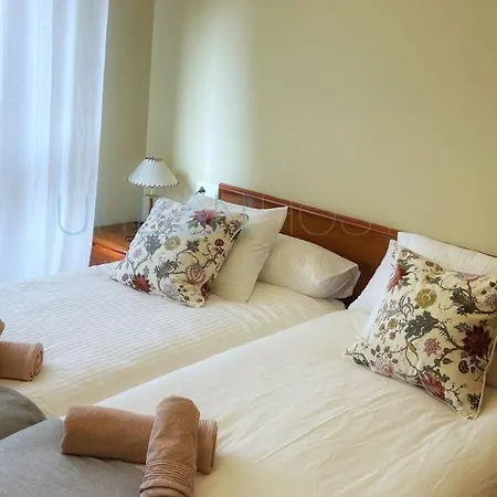 Pueblo Con Garaje & Wifi סופלנה