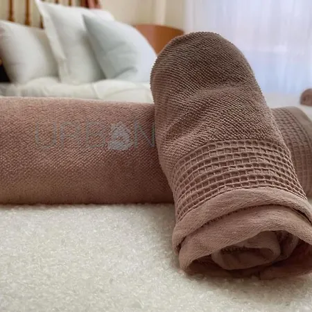 Pueblo Con Garaje & Wifi * סופלנה