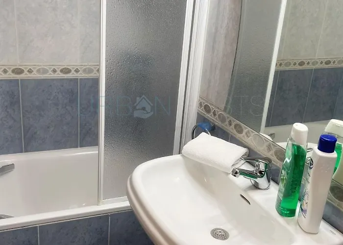 Pueblo Con Garaje & Wifi Apartment